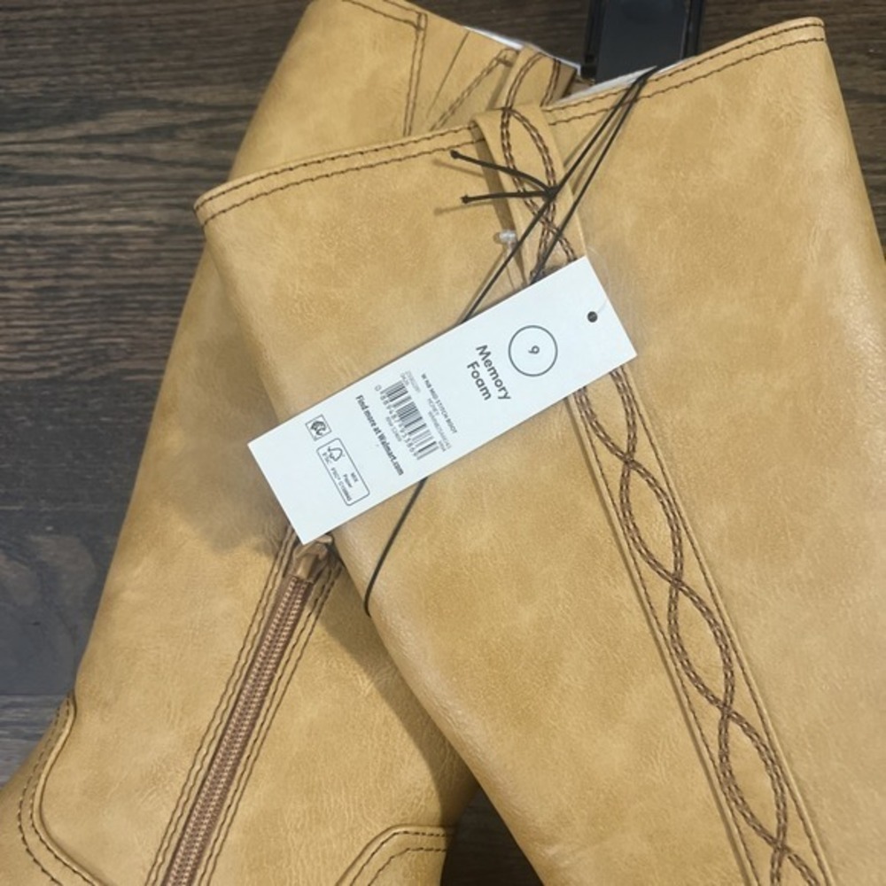 NO BOUNDARIES - SIZE: 9 - Equestrian Tall Riding Boots With Memory Foam! - NWT - Picture 2 of 4